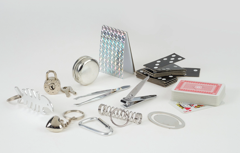 Jolly Holly Christmas Party Crackers