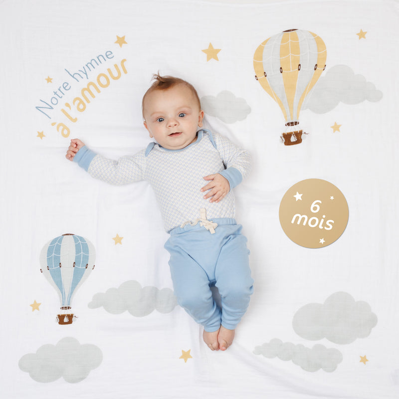 Babys First Year Blanket and Card Set Notre L'Hymne A L'Am