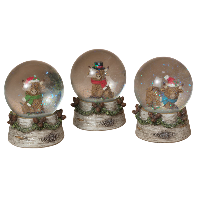 Highland Cow Holiday Water Globe -