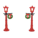 Red Street Lights with Wreaths - Set of 2