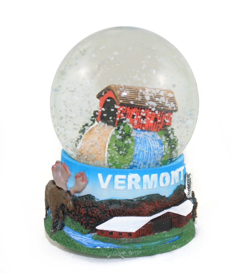 Large Covered Bridge Snowglobe - The Country Christmas Loft