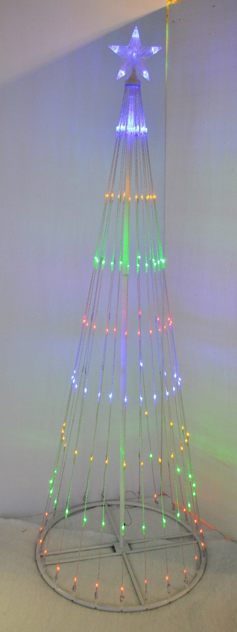 6 Ft Multi-Color Light Show Wire Cone Tree with 198 LED / 24 Patterns - The Country Christmas Loft