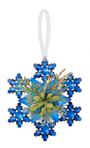 Mistletoe Snowflake - - The Country Christmas Loft