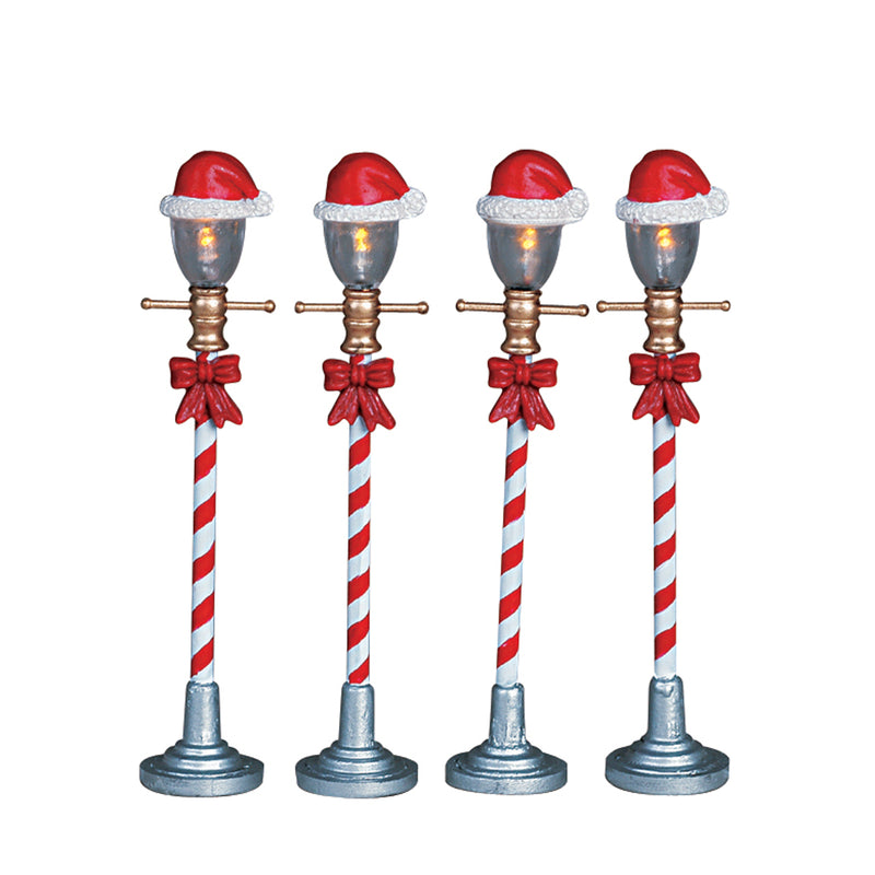Santa Hat Street Light Set of 4 - Battery operated - The Country Christmas Loft