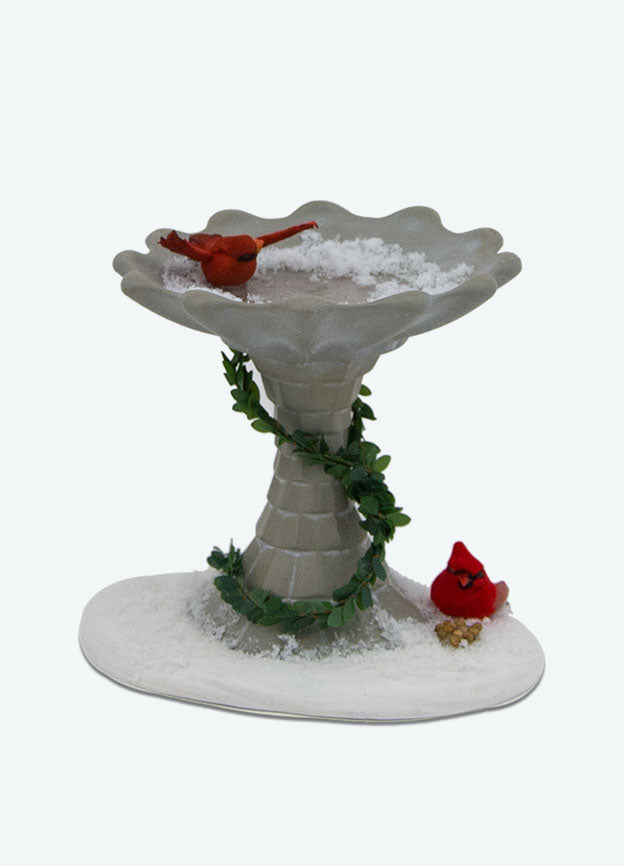 Cardinal Family Carolers - Birdbath - The Country Christmas Loft