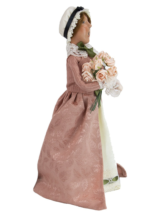 Byers Choice - Colonial Woman - The Country Christmas Loft