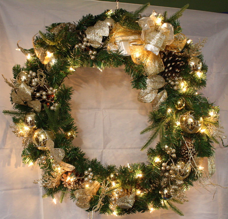Lighted Wreath with Gold Leaves - 30 Inch