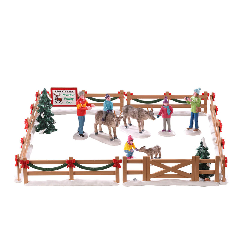 Reindeer Petting Zoo - 17 Piece Set - The Country Christmas Loft