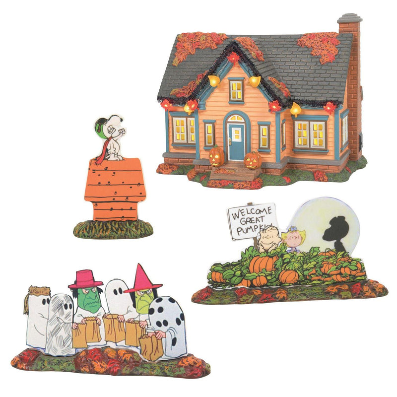 Trick or Treat Lane - Peanuts - 4 Piece Set - The Country Christmas Loft