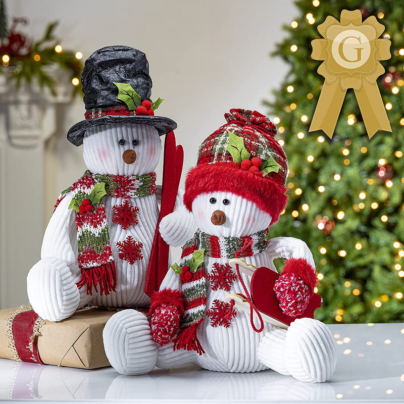 12 inch Sitting Snow Couple - The Country Christmas Loft